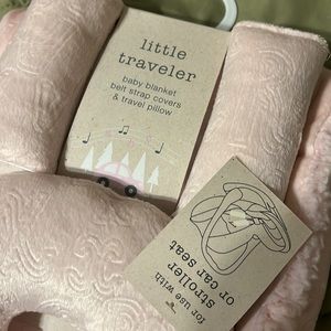 light Pink Little Traveler Baby Blanket Set